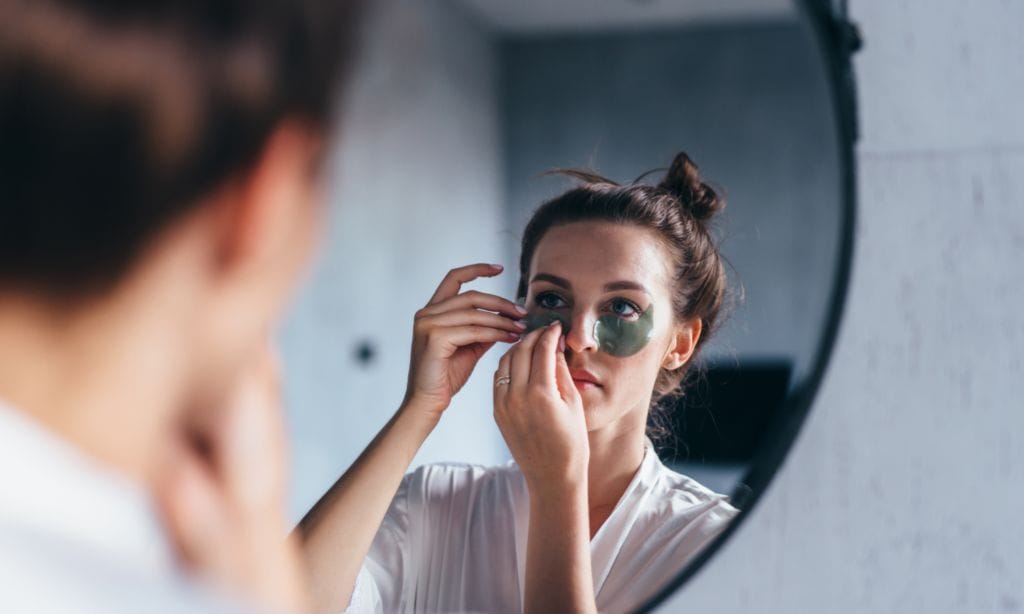 Cómo hacer la mejor mascarilla casera contra ojeras y bolsas