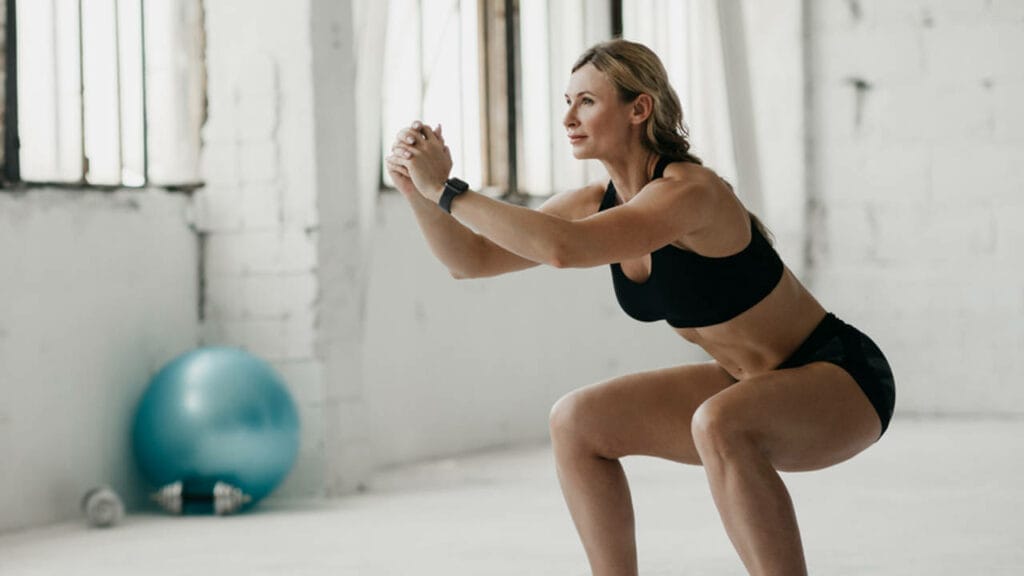 Rutinas De Gym Para Mujeres Fáciles Y Prácticas Cmujer 4532