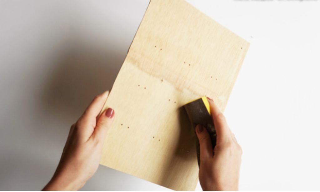 lija la madera de tu organizador de pendientes hagalo usted misma